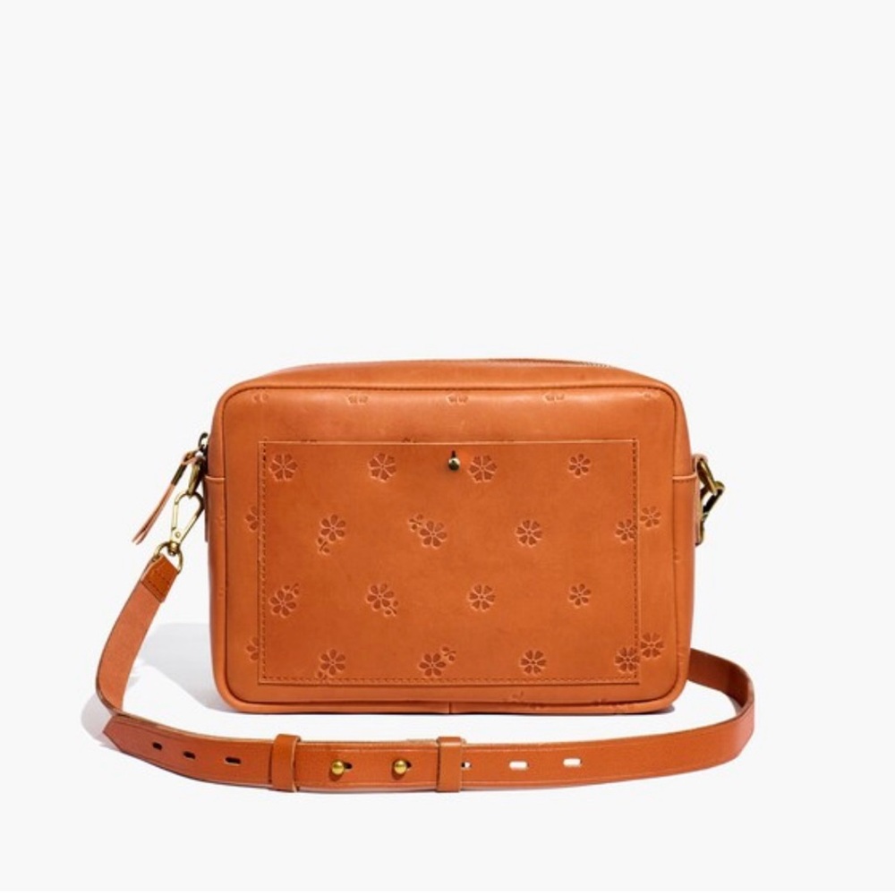 Madewell Transport Crossbody Camera Bag in Tan Brown Leather: Floral Bandana - Picture 2 of 8